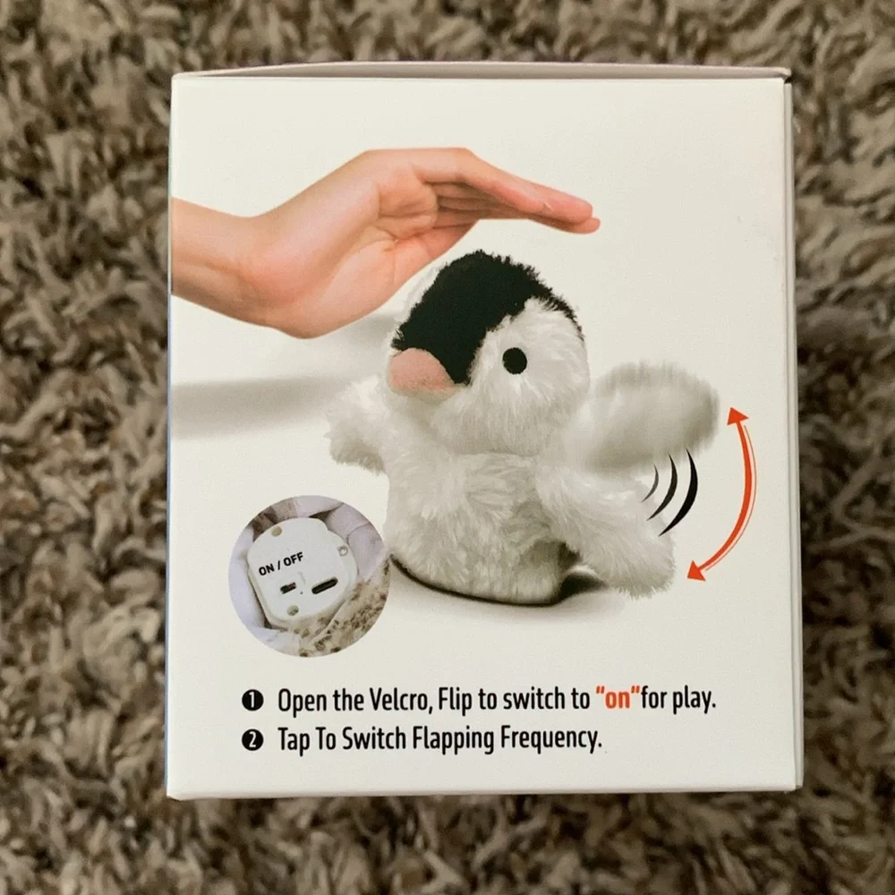 NWOT Swinging Penguin Cat Toy